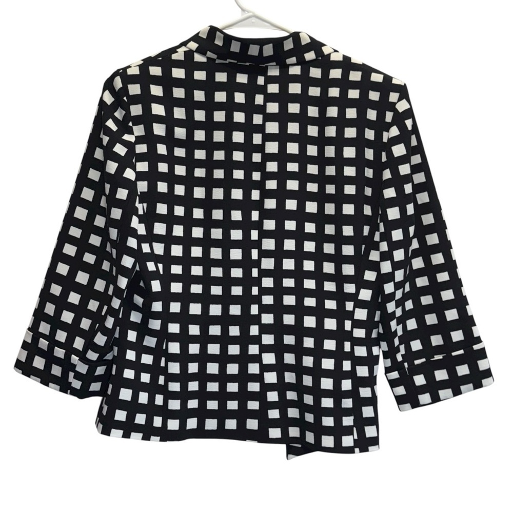 Kasper Women's Black and White Grid Blazer. Size 8P - Picture 4 of 9